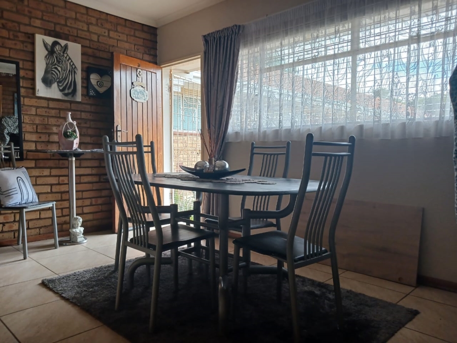 2 Bedroom Property for Sale in Neserhof North West